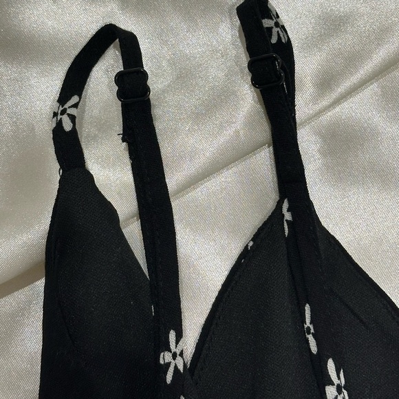 NWT PacSun Floral Mini Dress Medium Black Summer Babydoll Sundress Coquette - Picture 4 of 10